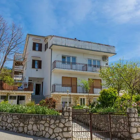 Apartment Nada *
