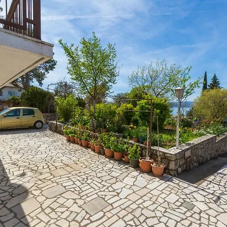Apartment Nada Dramalj